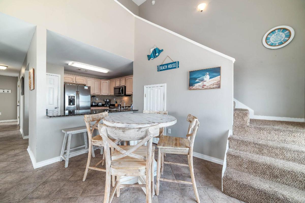 Lagoon Landing 301 - Housity
