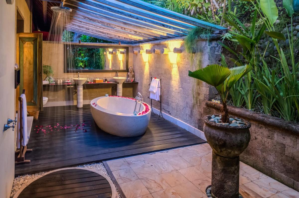 Villa Tirta Naga Bali - Housity