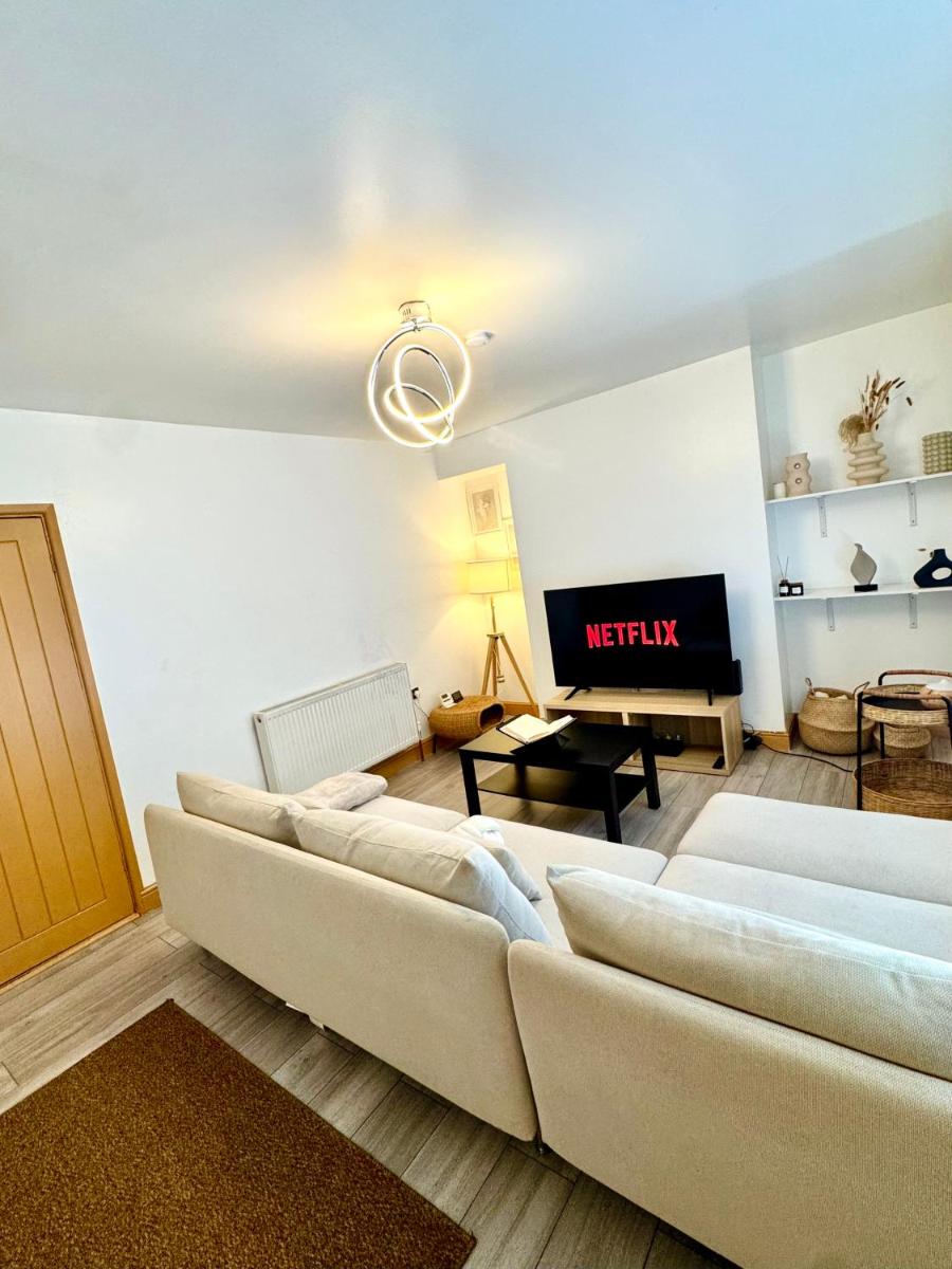 Maison Residence- Cozy home stay - Housity