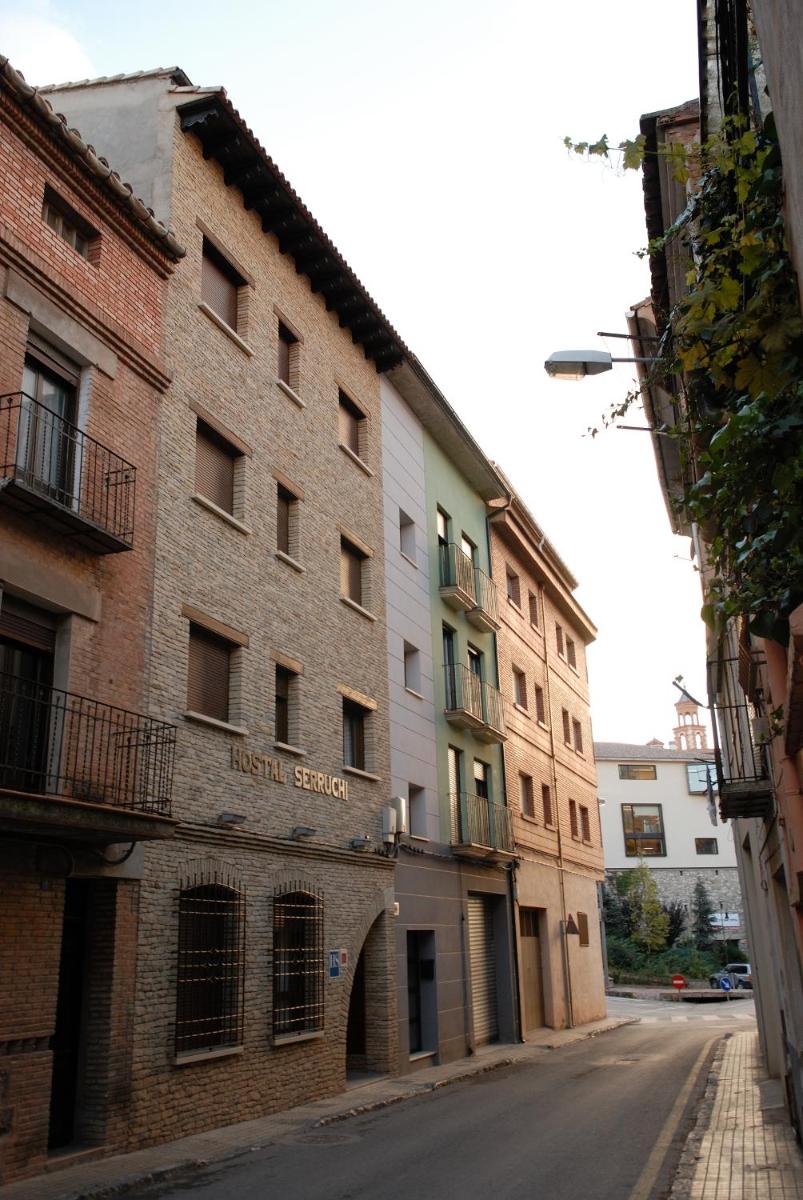 Hostal Serruchi - Housity