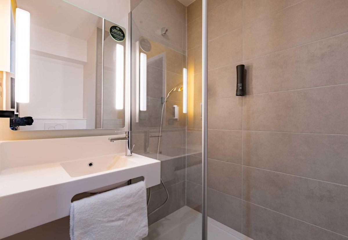 B&B HOTEL Valenciennes Onnaing 3 étoiles - Housity