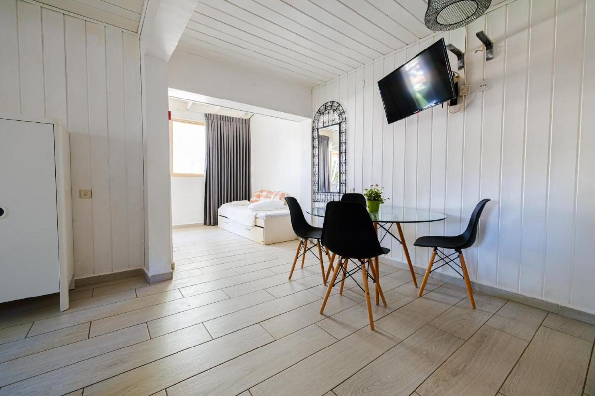 GREEN VACATION - Housity