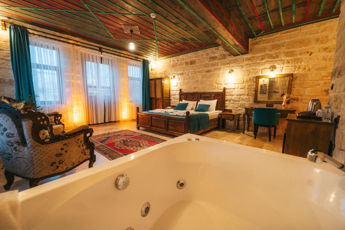 Cappatria Cave House - Housity