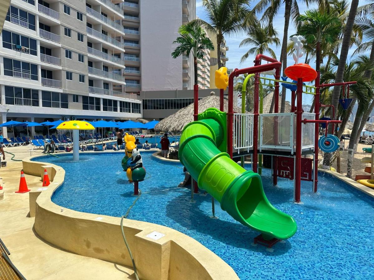 Ritz Acapulco All Inclusive - Housity