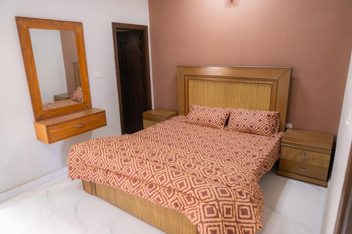 Modern Family-Friendly Home in CITI Housing Jhelum - Housity