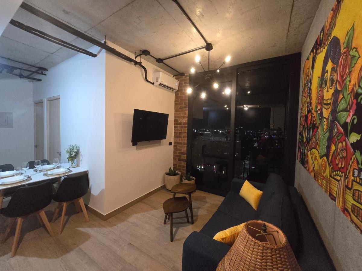 1609 Barrio W - Housity