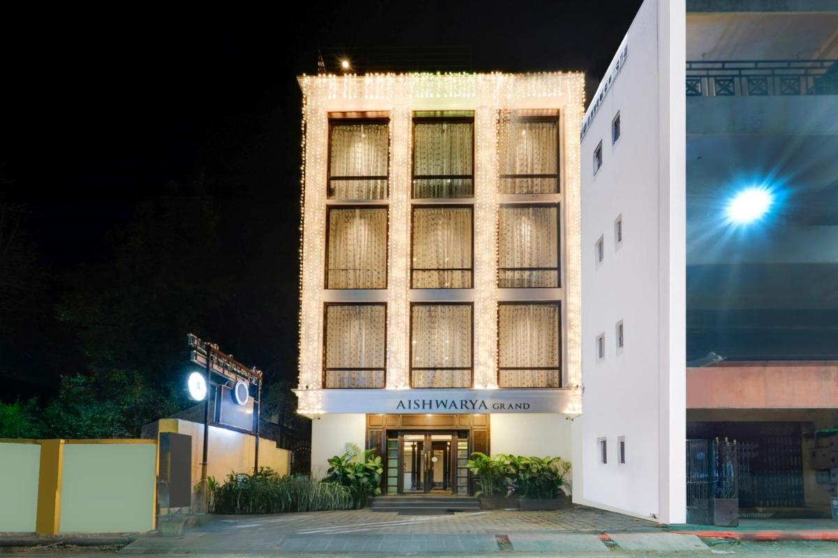 G R B Hotels Aishwarya Grand - Housity