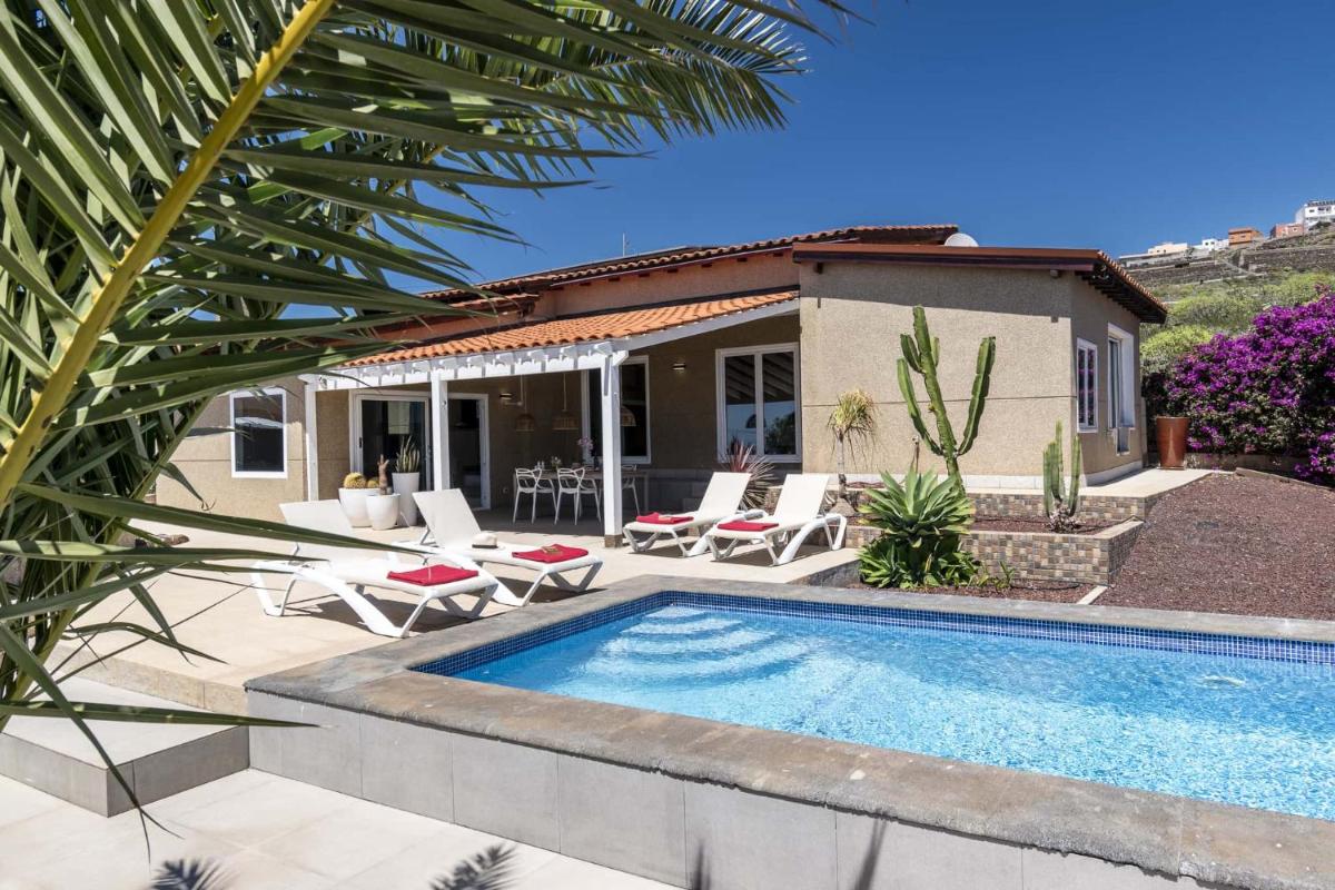 Casa Las Palmeras - Housity
