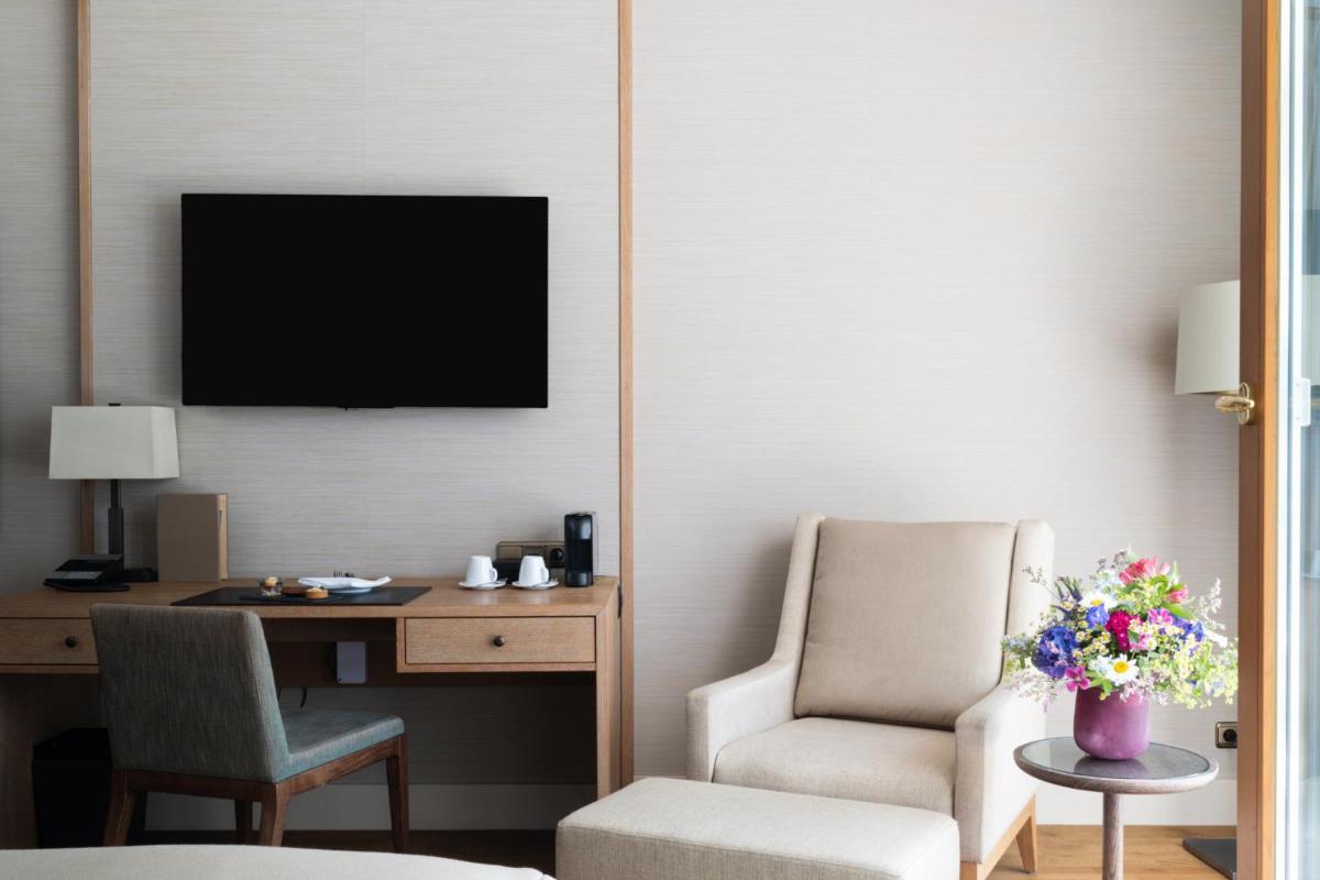 TV/Unterhaltungsangebot in der Unterkunft Althoff Seehotel Überfahrt