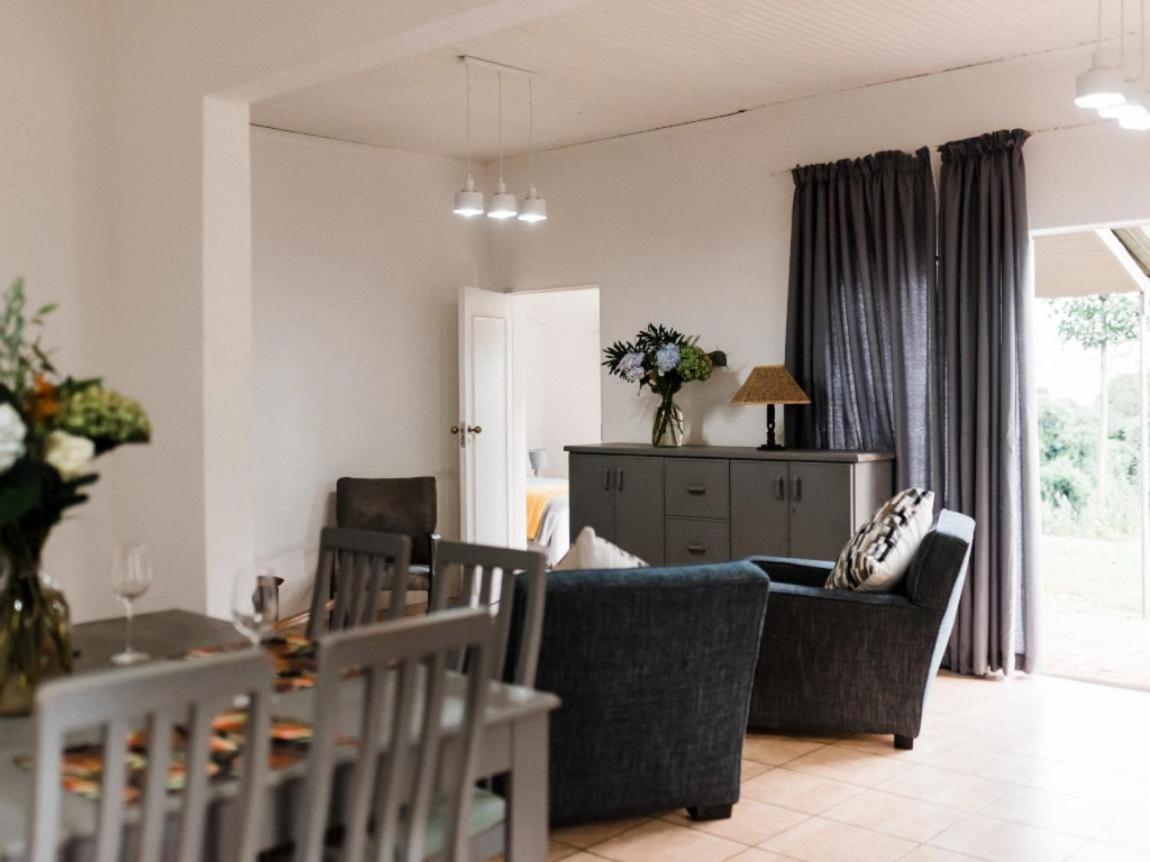 Cussonia Cottage - Housity