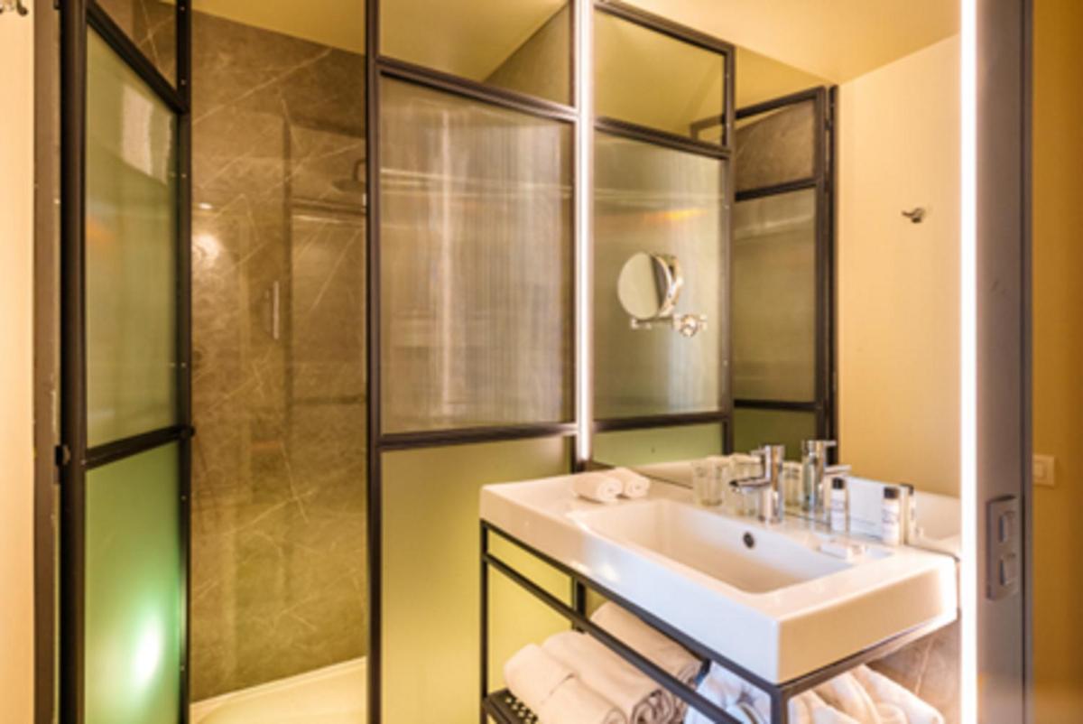 Un baño de Pestana Collection Plaza Mayor