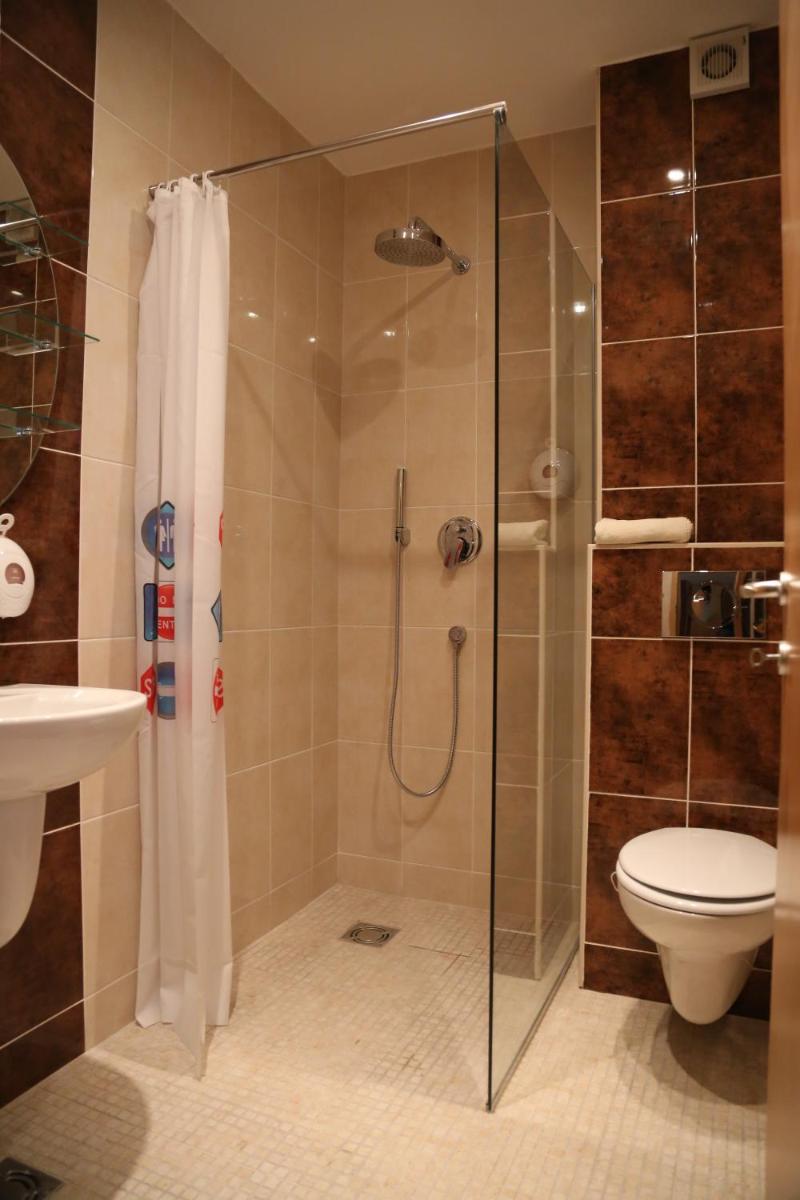 Hotel Novella Uno - Housity