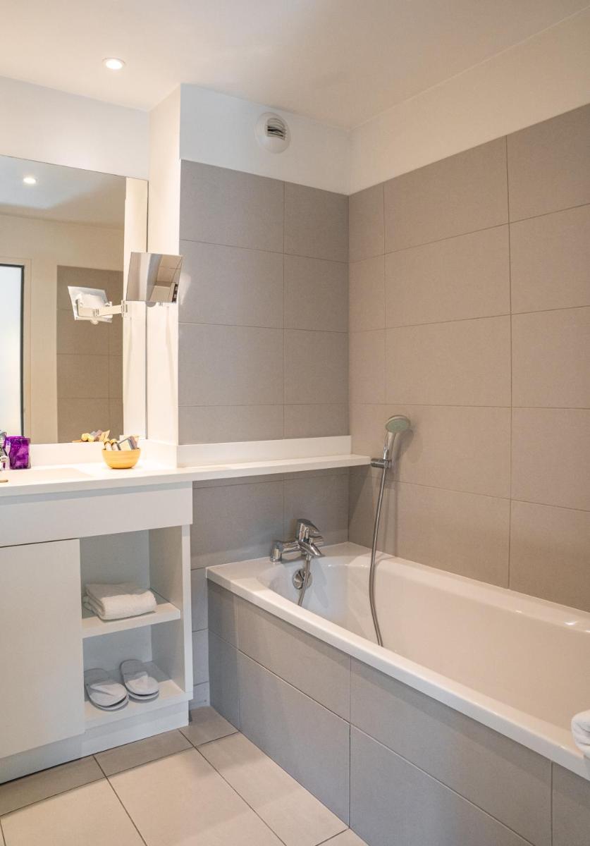 Hotel 202 - Housity