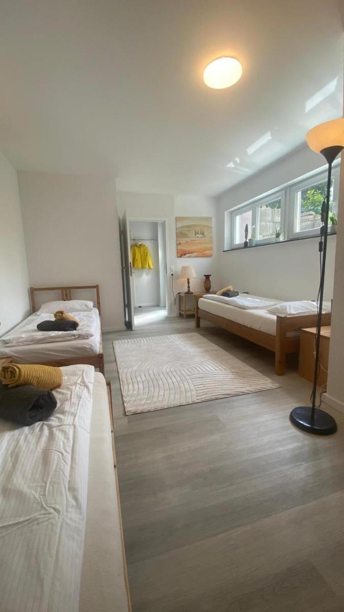2 Schlafzimmer Apartment, Küche u Terrasse in Freiburg - Hizvo