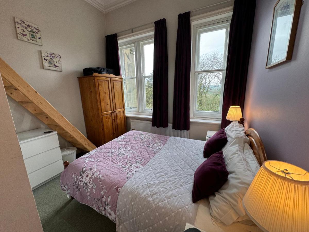 Hargate Hall Self Catering - Housity