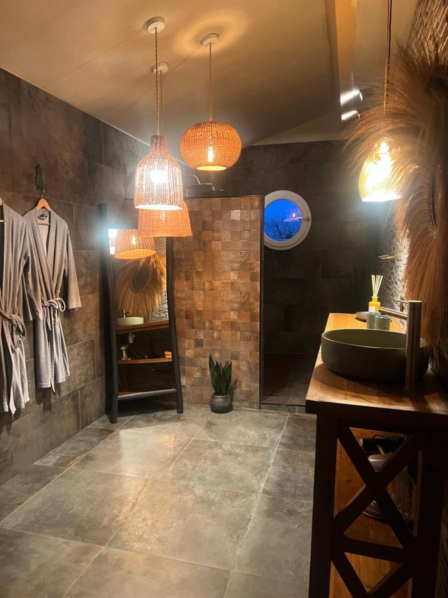 Lofts avec Jacuzzi privatif - Spa Romantique - Bouzigues - Housity