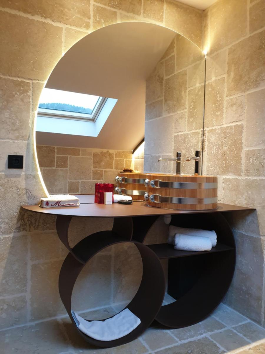 Photo de la galerie de l'établissement Domaine du Haut Jardin Hôtel & Chalets Spa Privé, à Rehaupal
