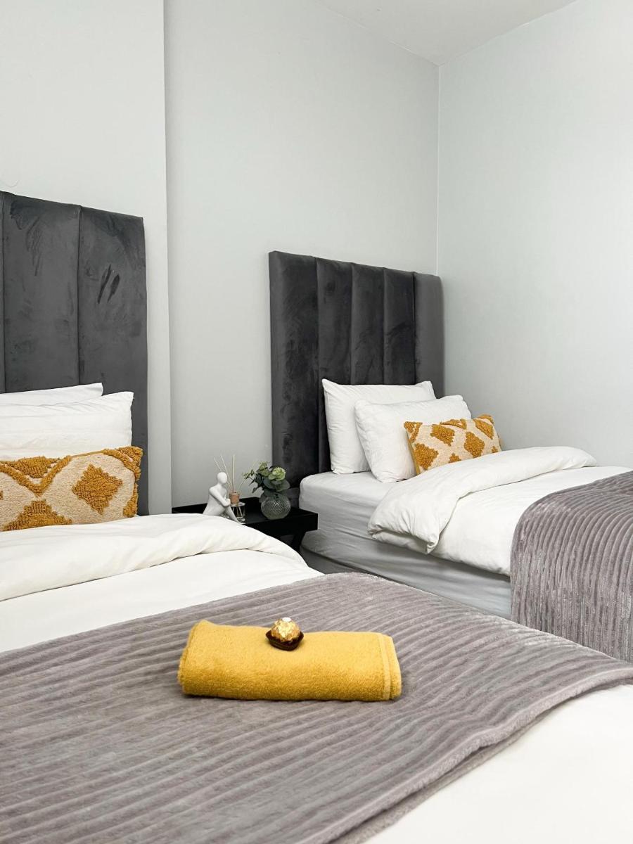 C&J city centre Airbnb - Hizvo