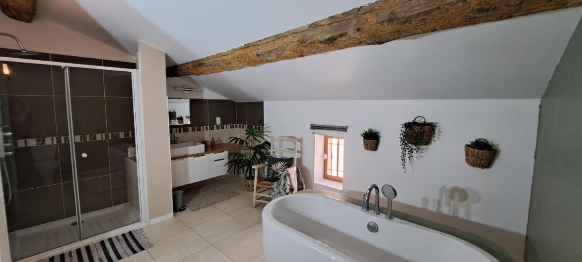 Le MAS CLEMENTINE - Housity