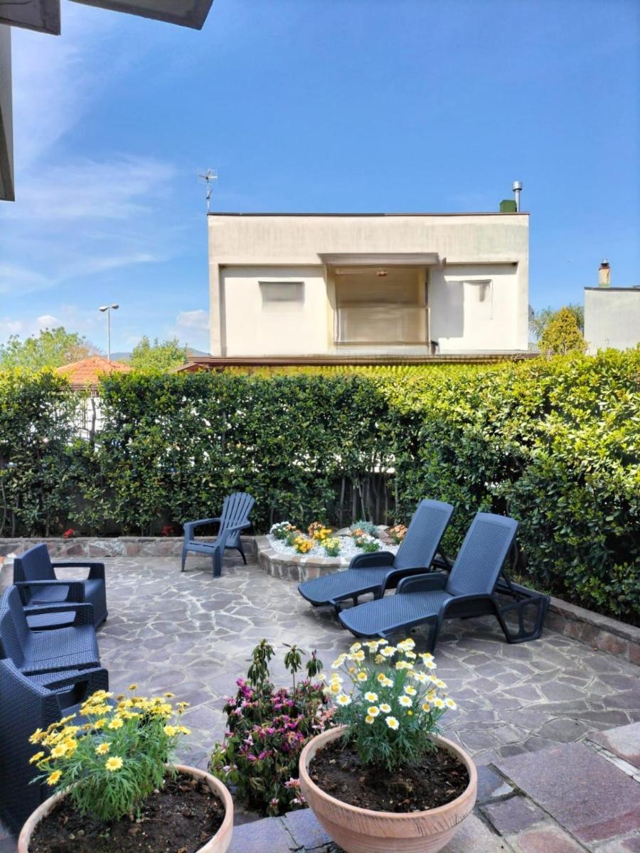 B&B La Villetta Salerno Airport - Housity