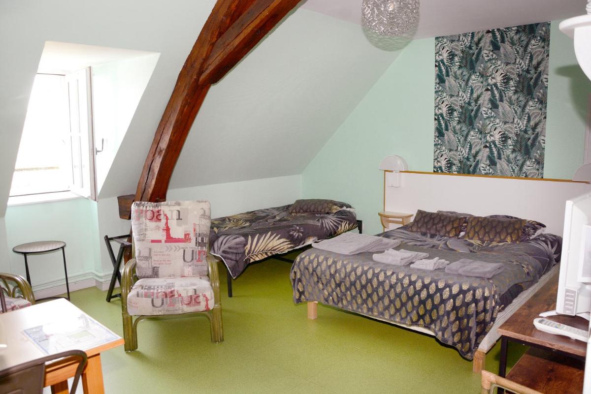 Le Perroquet Bleu - Housity