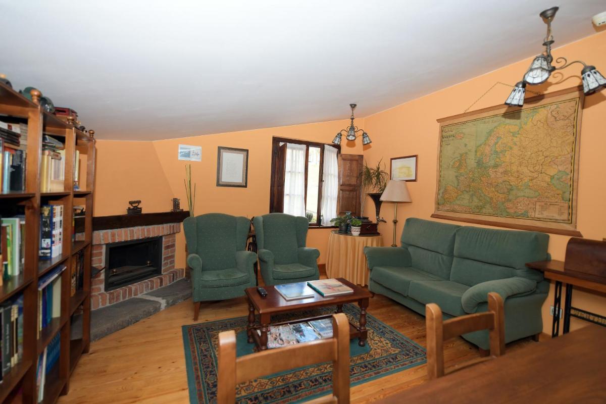 La Casona De Entralgo - Housity