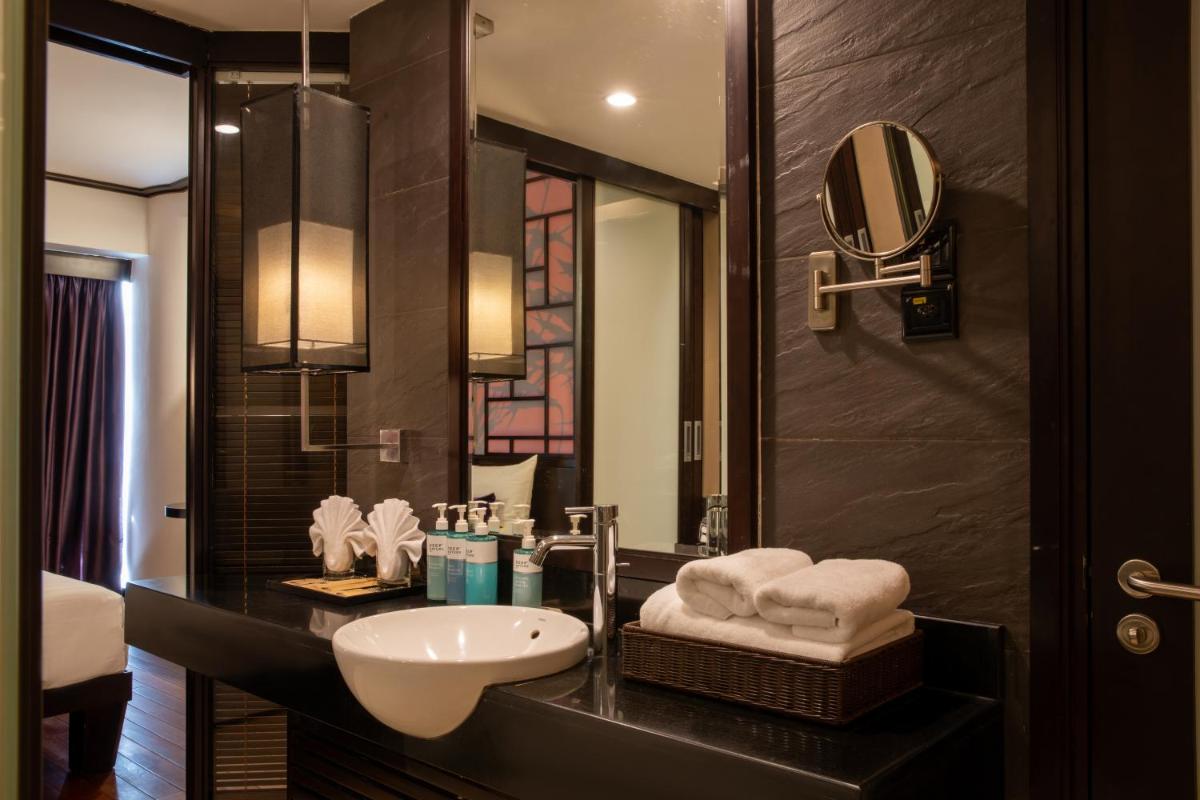 Novotel Ha Long Bay Hotel - Housity