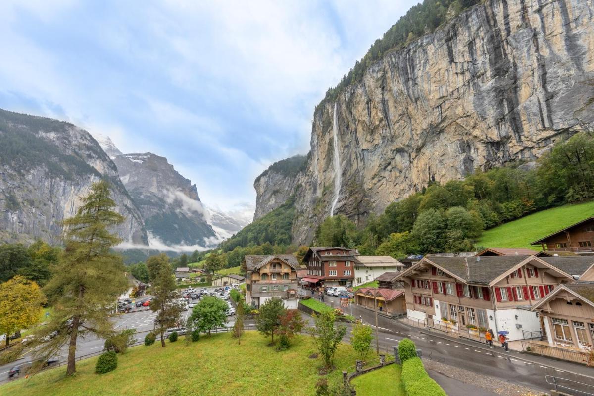 Hotel Staubbach - Housity