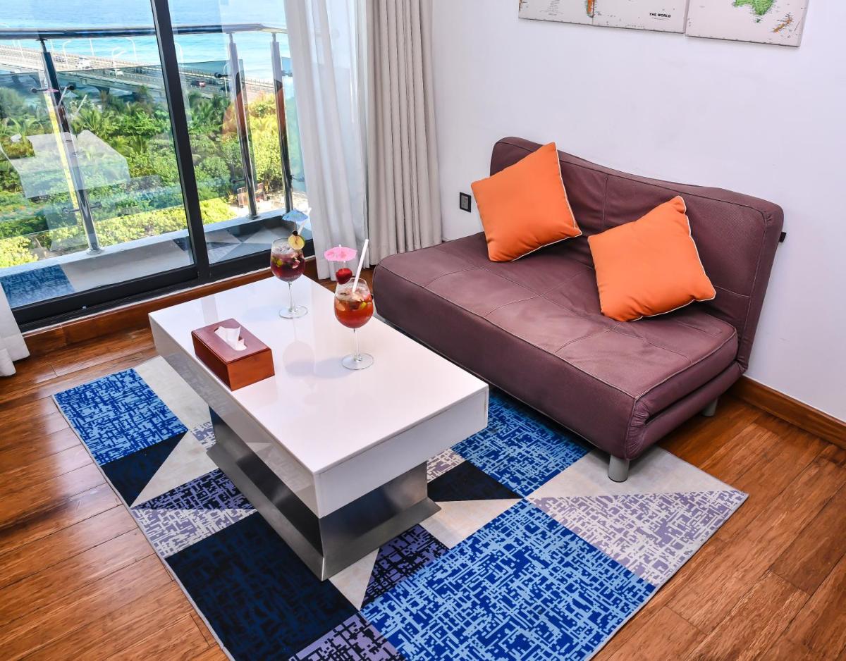 Beehive Premier - Housity