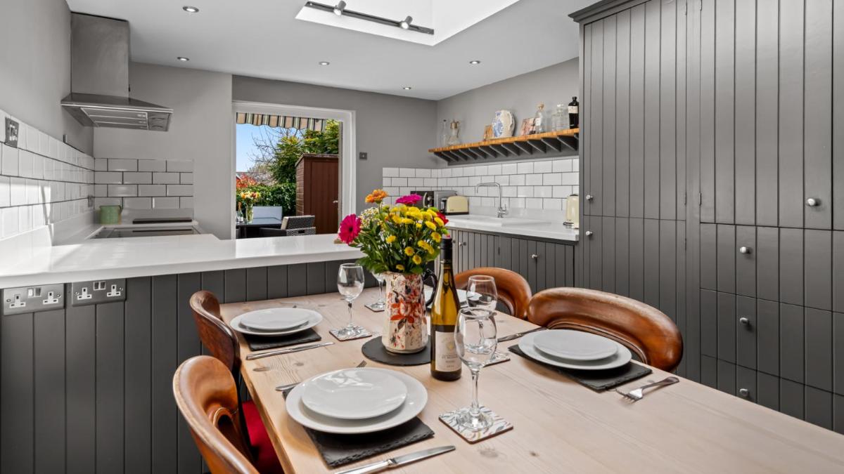 27 Horsefair - Housity