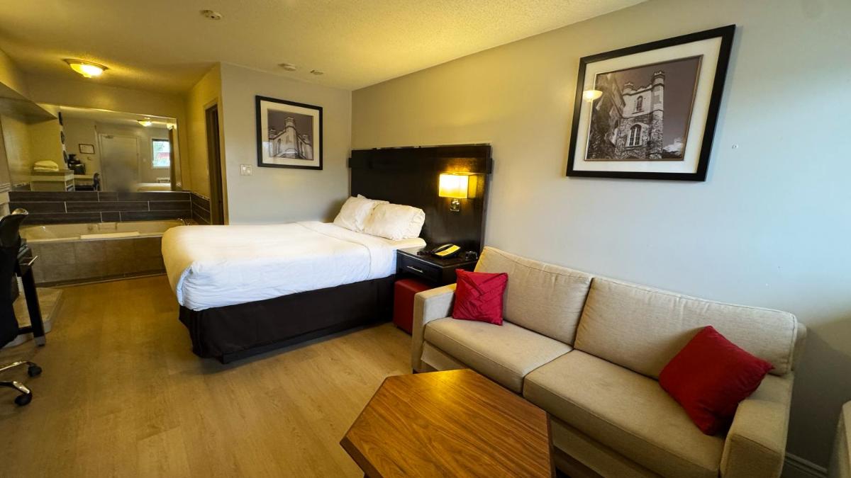 Riviera Inn And Suites 1000 Islands - Housity
