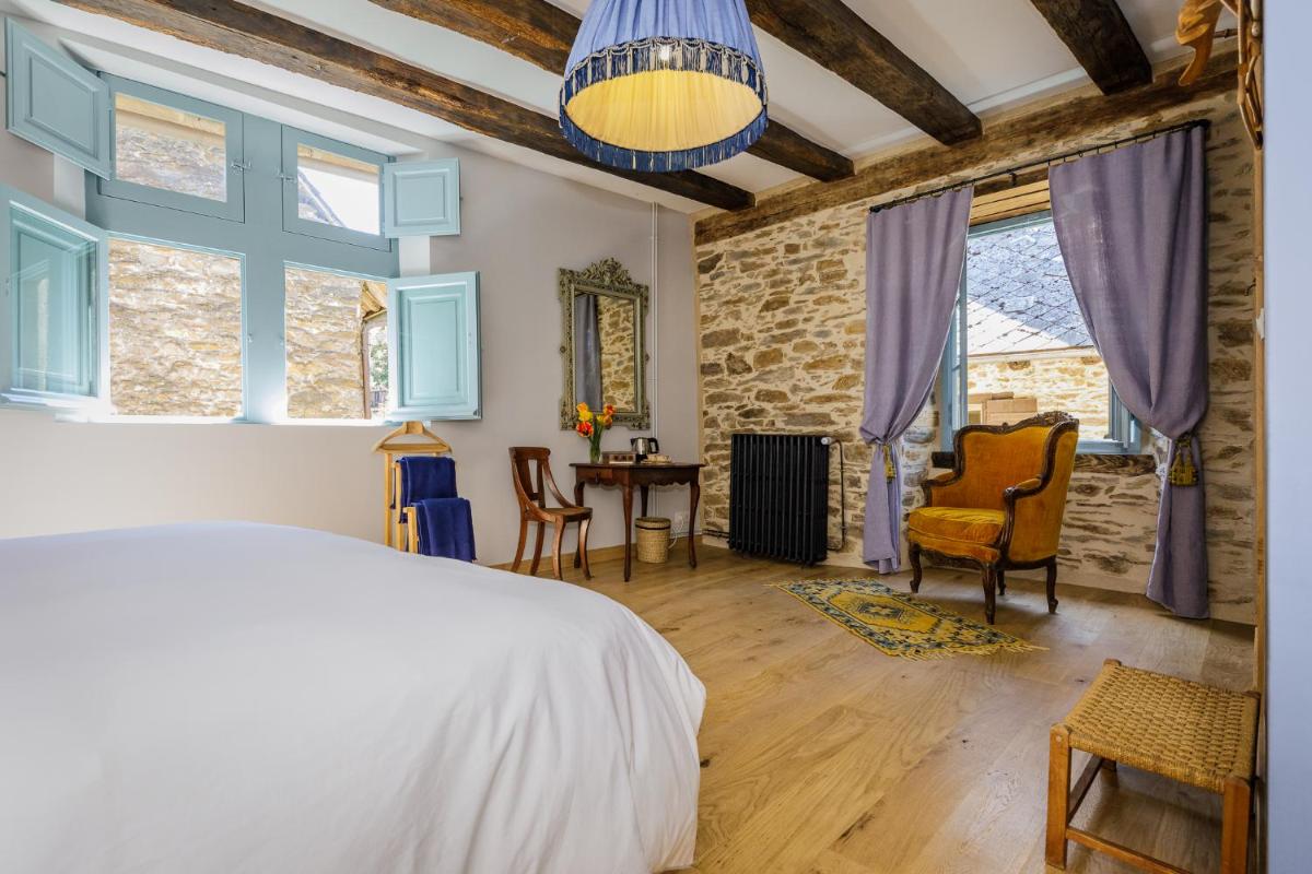 Lou Castel Chambres d'Hôtes - Housity