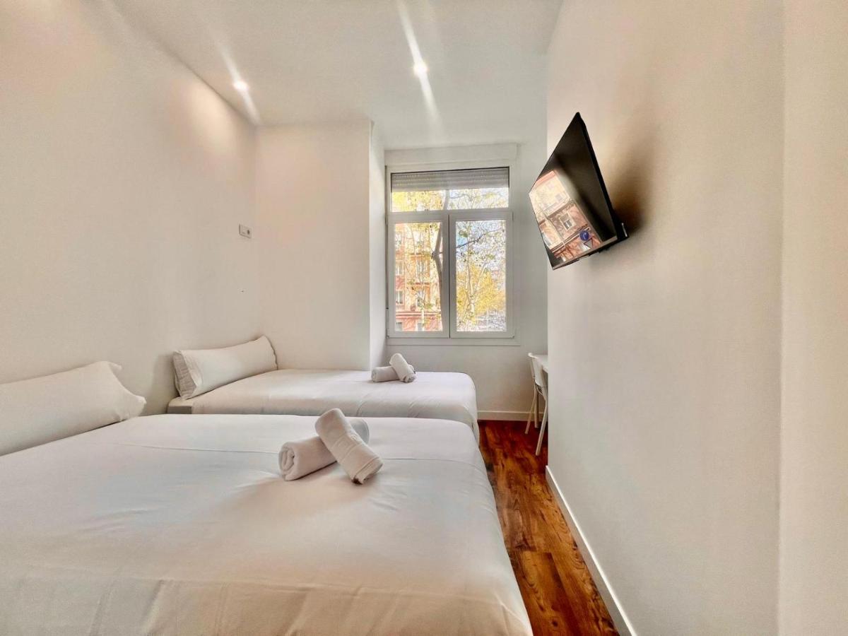 Hostal Bernabeu - Housity