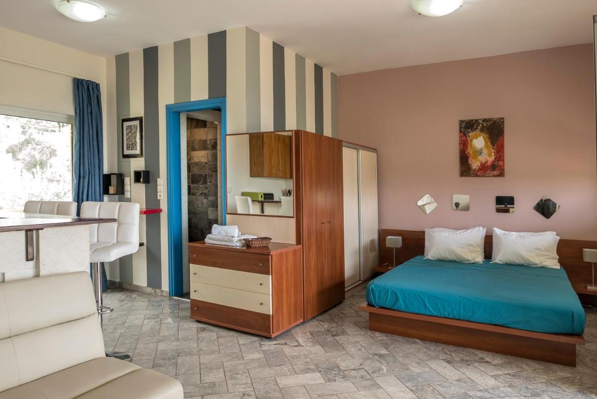 Korakas Beach - Housity
