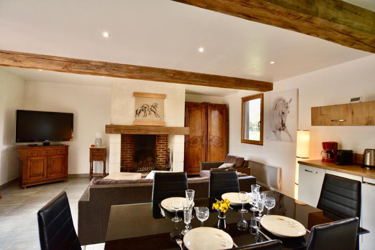 Gîte de la ferme Cour Lecoq - Housity