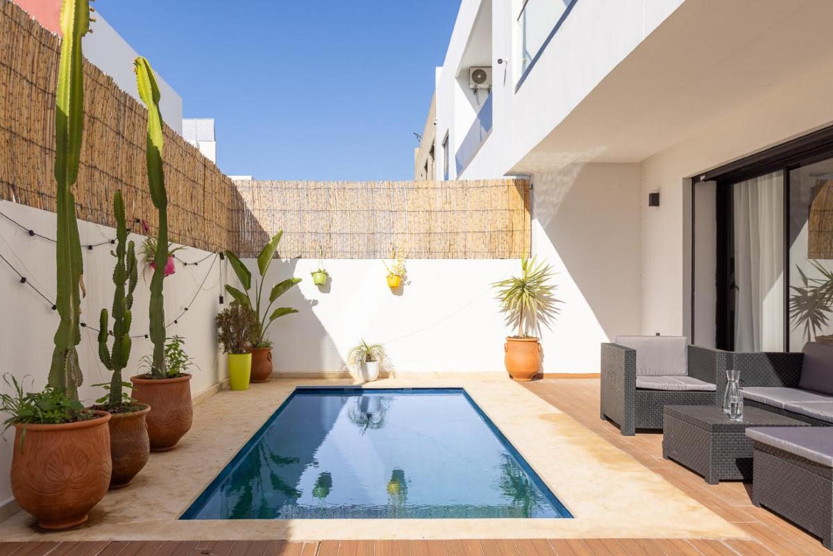 Beach Vibe Villa - Sunny Stay - Housity