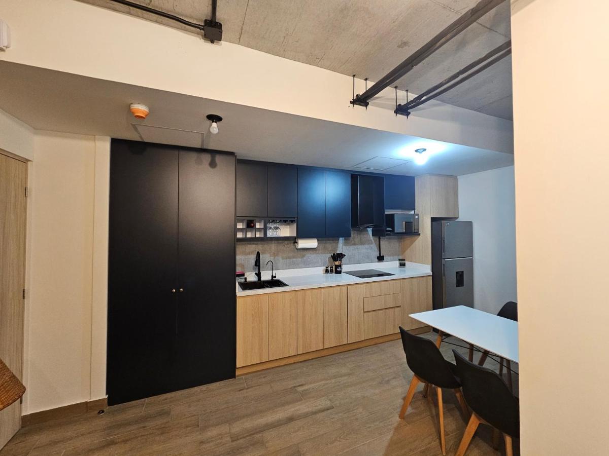 1609 Barrio W - Housity