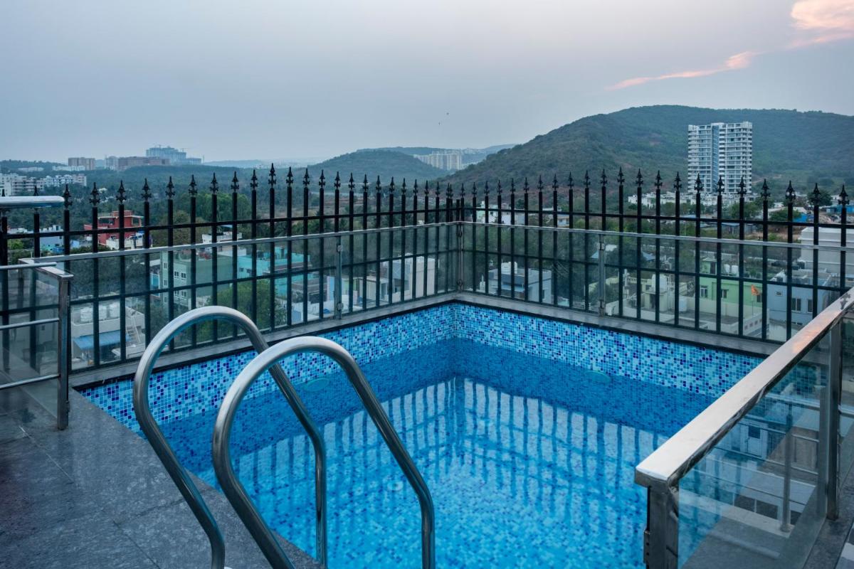 Treebo Rushi Valley - Housity