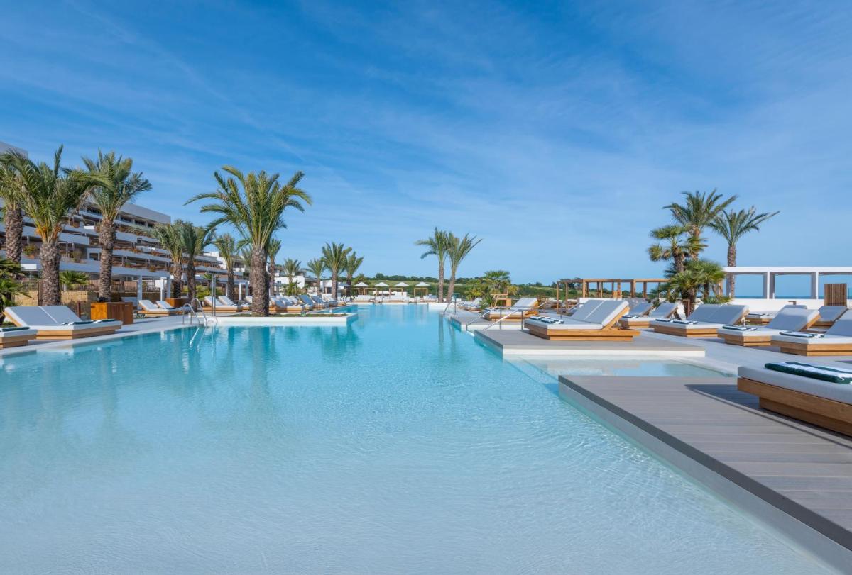Piscina en o cerca de Fairmont La Hacienda Costa del Sol