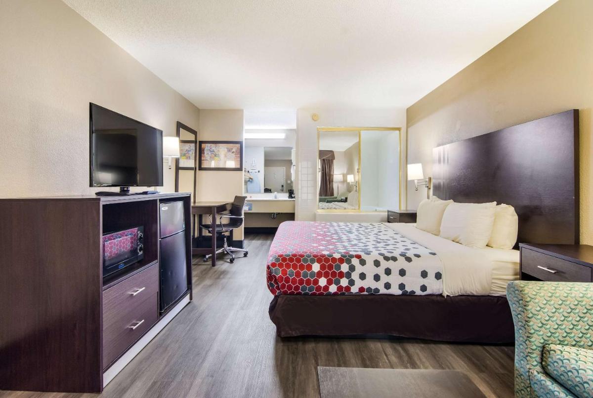 Econo Lodge Garner - Raleigh - Housity