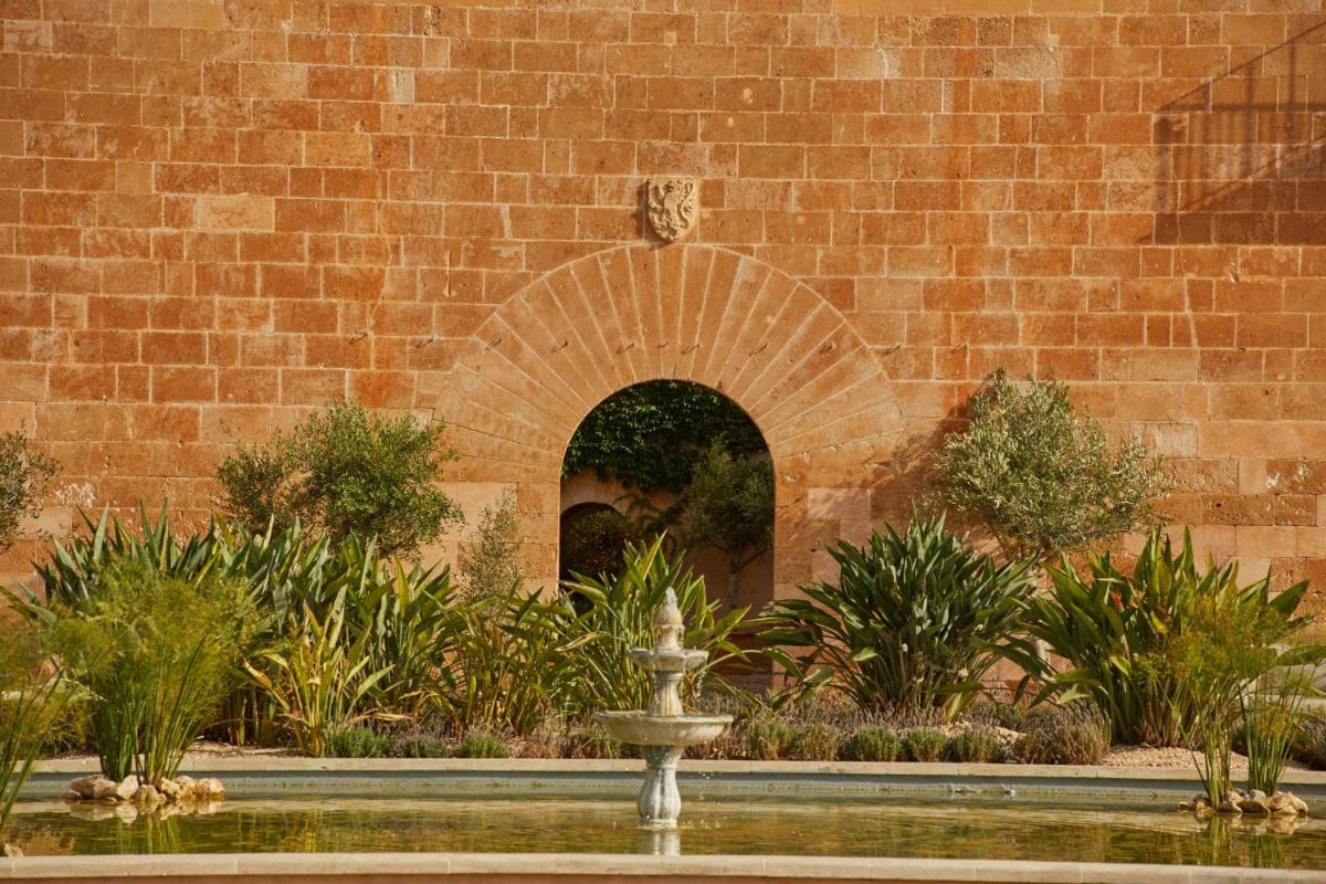 Jardín al aire libre en Zoetry Mallorca Wellness & Spa