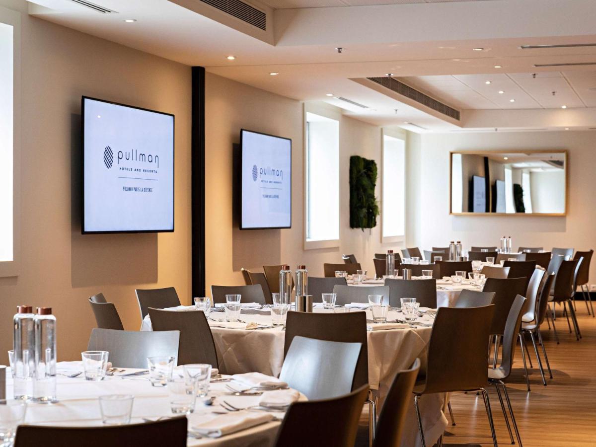Restaurant ou autre lieu de restauration dans l'établissement Pullman Paris La Défense