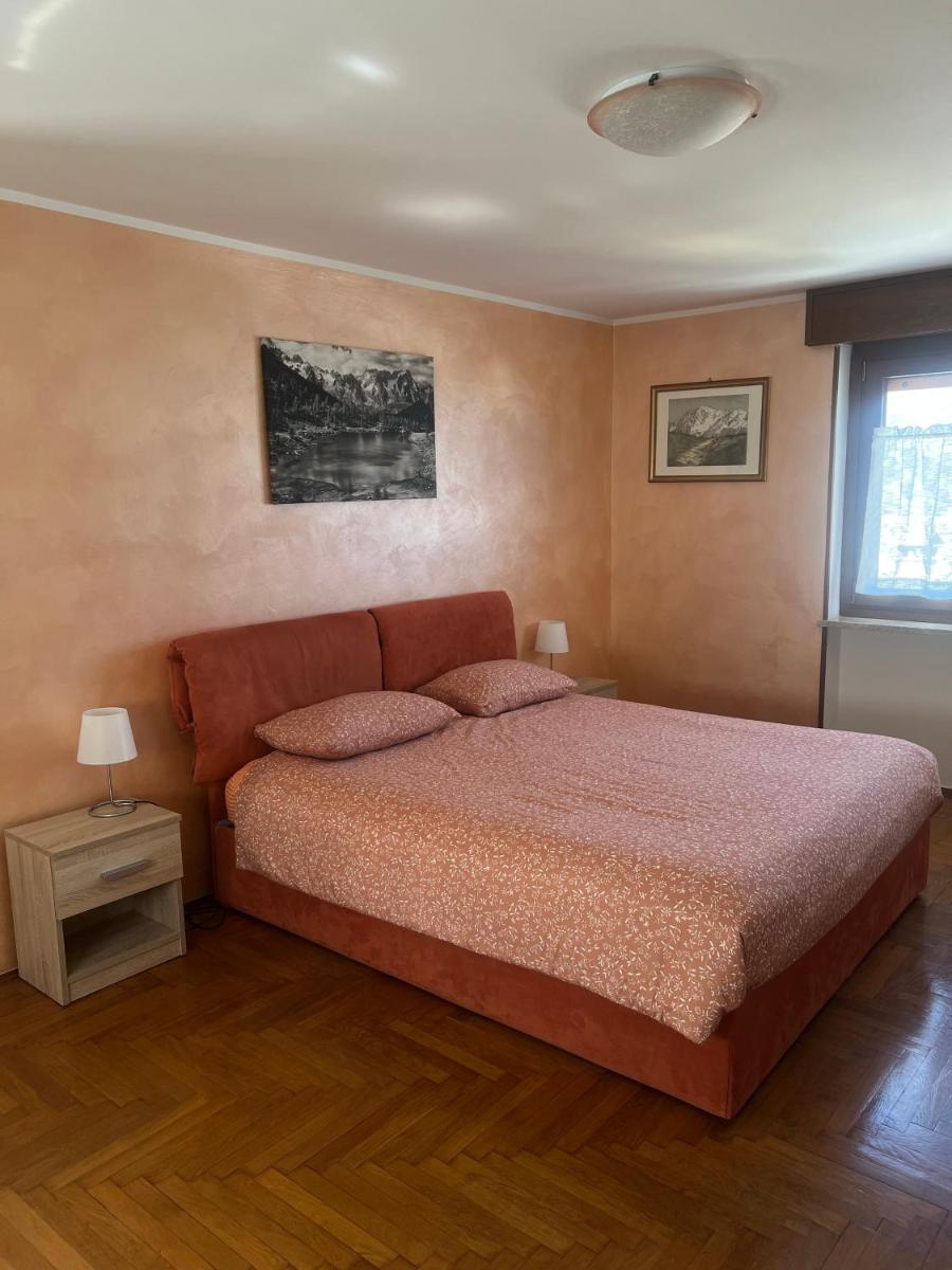 Chez Carlo 2.0 - Housity