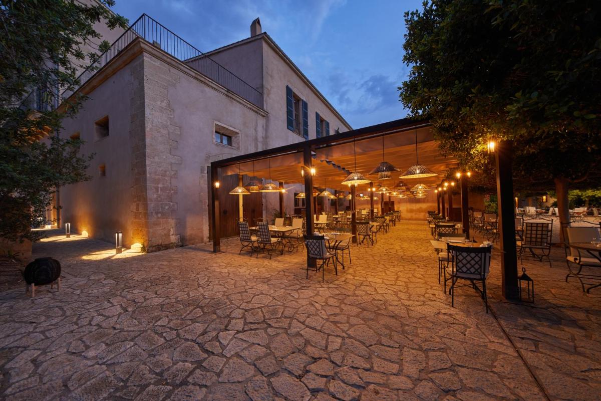 Un restaurante o sitio para comer en Zoetry Mallorca Wellness & Spa