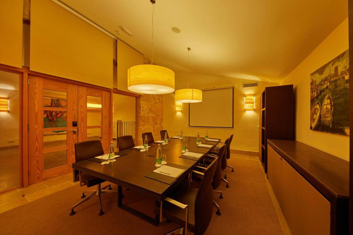 Zona business o sala de conferencias en Zoetry Mallorca Wellness & Spa