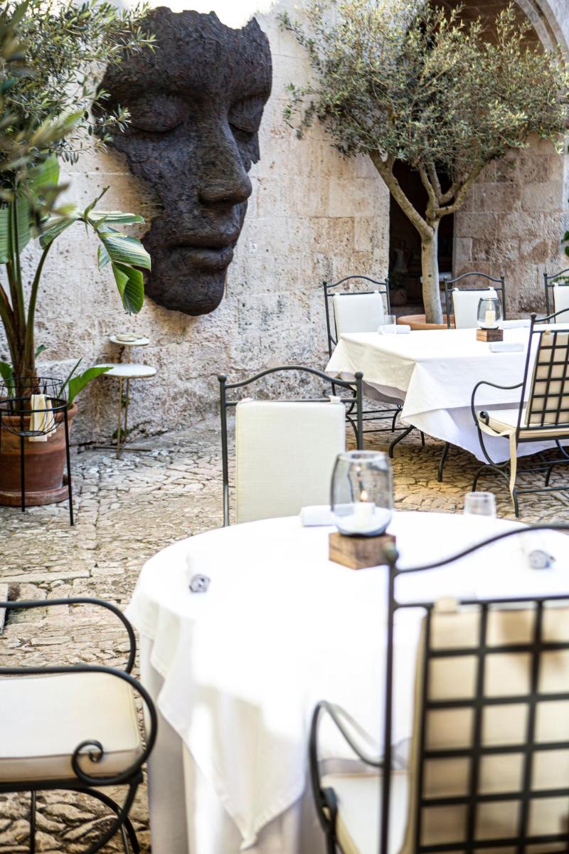 Un restaurante o sitio para comer en Zoetry Mallorca Wellness & Spa
