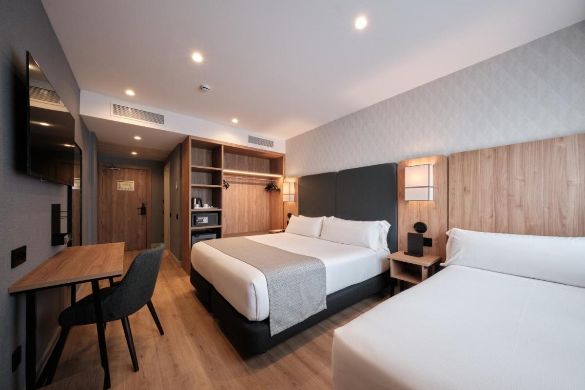 Cama o camas de una habitación en Catalonia La Maquinista