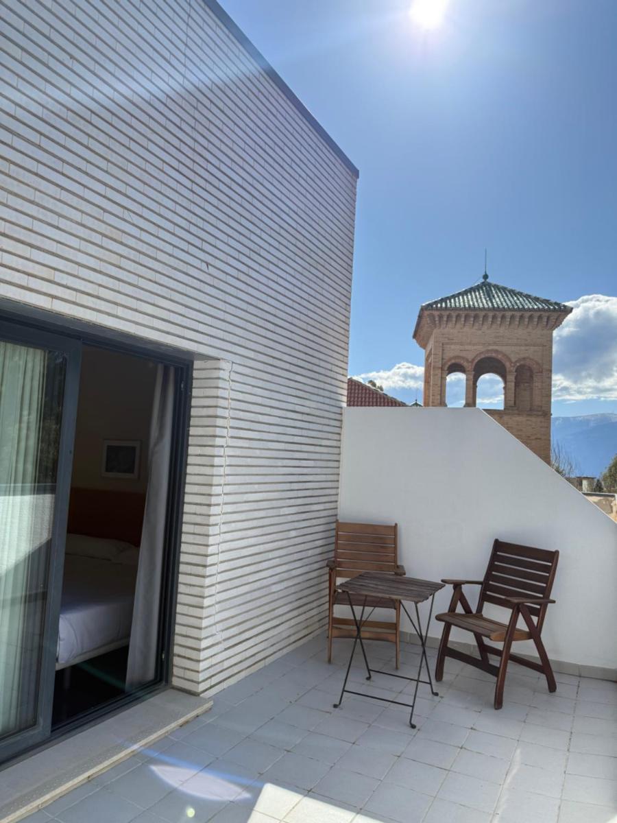 Un balcón o terraza de Hotel Balneario de Lanjarón