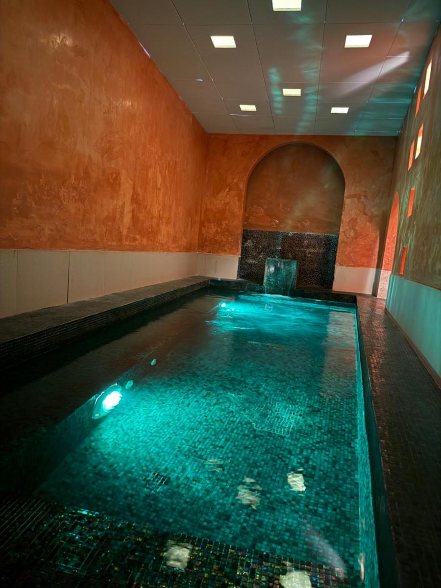 Piscina en o cerca de Hotel Balneario de Lanjarón