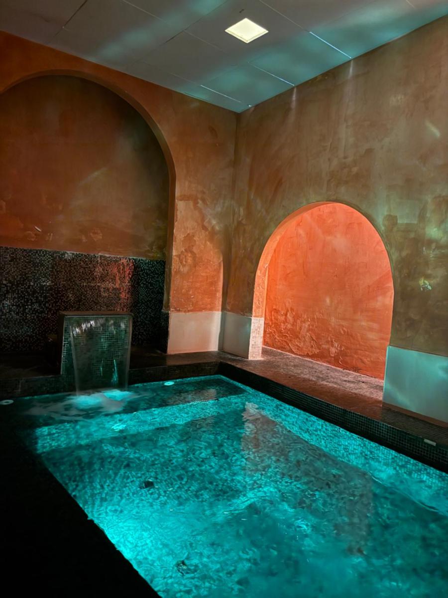 Piscina en o cerca de Hotel Balneario de Lanjarón